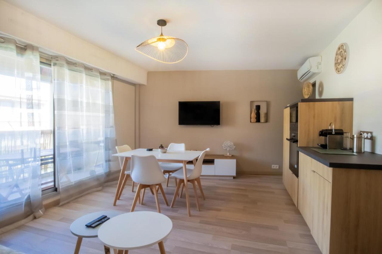 Confort Du Sud T2 Avec Garage Et Wifi En Centre-Ville Кавалере-сюр-Мер Екстериор снимка